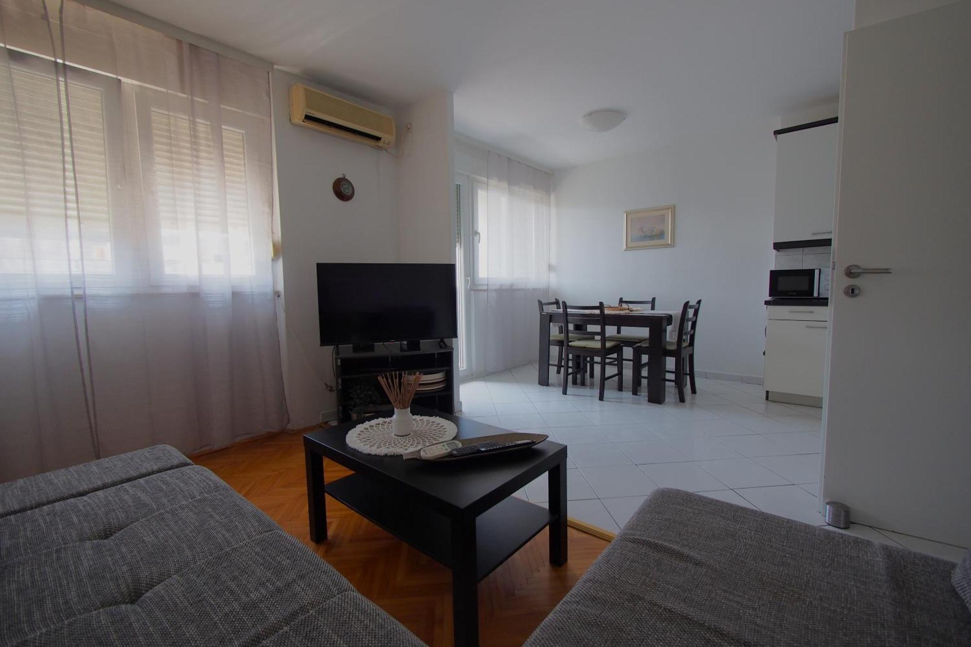 Apartment Sweet *